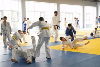 Во Владикавказе открыли центр подготовки по спортивной борьбе