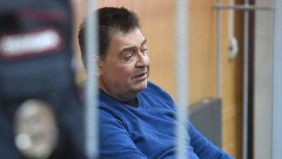 Суд приговорил экс-депутата Госдумы Варшавского к семи годам за хищение