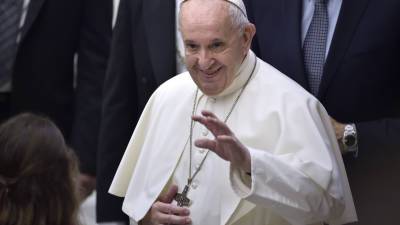 Папа римский подарил 15 тысяч порций мороженого заключенным