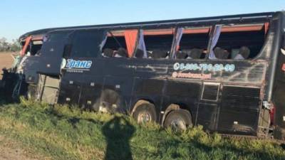 В Краснодарском крае автобус с полусотней студентов выехал на встречку и столкнулся с грузовиком