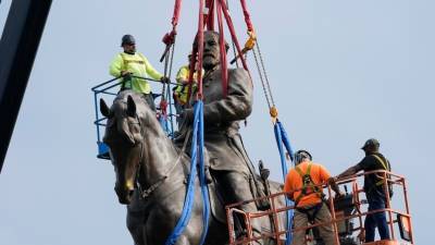 В столице Вирджинии демонтирован памятник генералу Конфедерации Роберту Ли