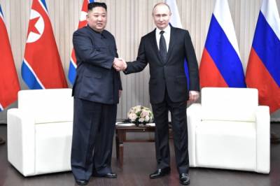 Путин поздравил Ким Чен Ына с 73-й годовщиной основания КНДР
