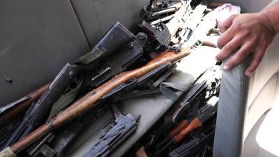 Боевики в сирийском Дераа сдали более 300 единиц оружия