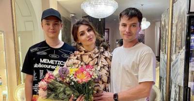 Сын нового мужа Макеевой украл у матери 50 тысяч рублей