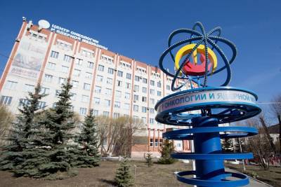 В Челябинском онкоцентре у пациентов выявили COVID-19. Отделение закрыли на обработку