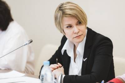 Елена Шмелева: необходимо снизить бюрократическую нагрузку на ученых и создать новую модель аспирантуры