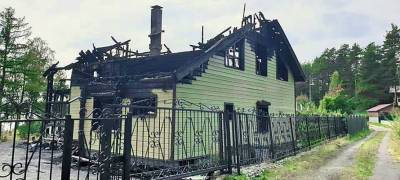 Пожар уничтожил дом экс-председателя Госкомитета по ценам и тарифам Карелии