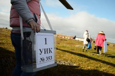 Досрочное голосование проходит в труднодоступных военчастях и на маяках в Заполярье