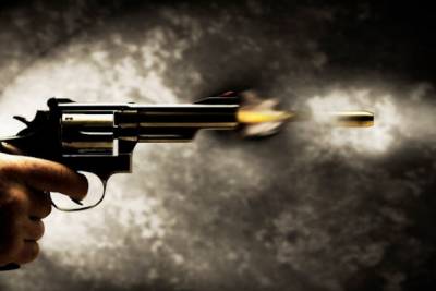 В супермаркете Днепра мужчина выстрелил в покупателя из револьвера