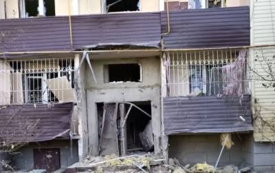 Боевики обстреляли окрестности Марьинки, попали в гражданские дома