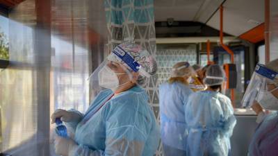 В Румынии за сутки выявили более 2,2 тысячи случаев коронавируса