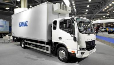 КАМАЗ представил малотоннажный грузовик «Компас»