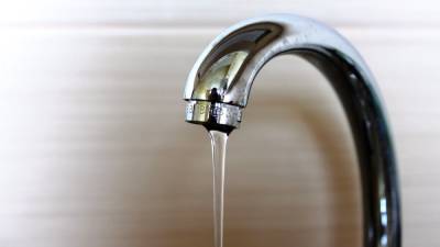 Жители Автозаводского района жалуются на слабый напор воды в квартирах