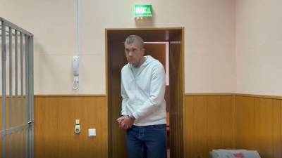 Столичный суд арестовал на два месяца обвиняемого в организации убийств через «даркнет»