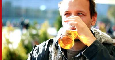 Главный нарколог Москвы назвал самый опасный для мужчин алкогольный напиток