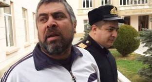 Азербайджанский оппозиционер Салаев заключен в карцер