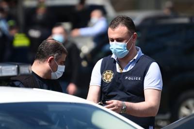 В Грузии напавшего на банк мужчину обвинили в совершении теракта