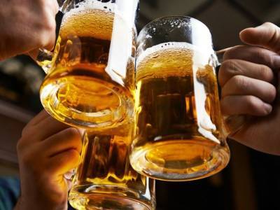 Главный нарколог Москвы назвал пиво самым опасным напитком для мужчин. Правда ли это?