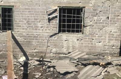 Террористы обстреляли Верхнеторецкое: повреждена гражданская инфраструктура