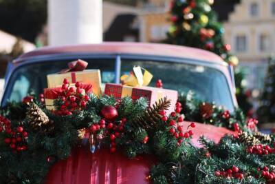 За украшенный к Новому году автомобиль можно лишиться прав на год