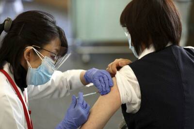 В Японии могут начать испытания вакцины от коронавируса, дающей пожизненный иммунитет