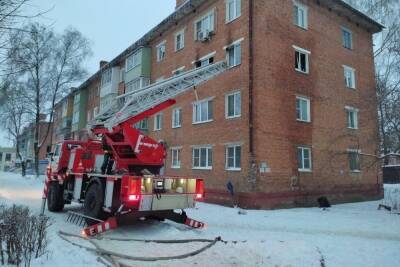 Двоих человек спасли на пожаре в Щекино утром 1 января