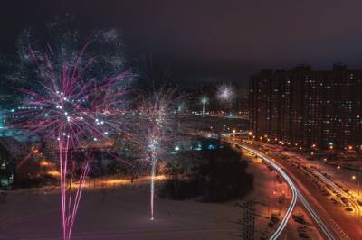 Санкт-Петербург встретил новый год грандиозным фейерверком