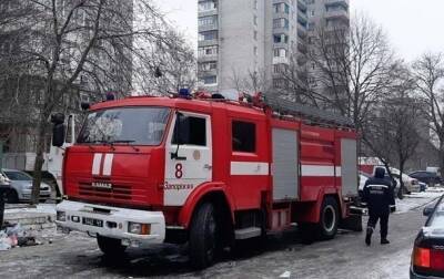 В Кривом Роге спасли пенсионеров, заблокированных пожаром на балконе