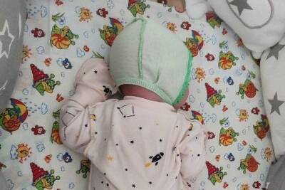 Первый новорожденный в Саратовской области появился на свет в семье полицейских