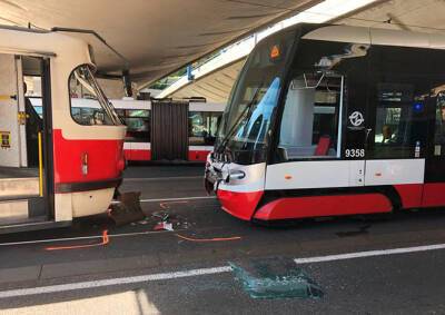 В Праге столкнулись трамваи: семь пострадавших