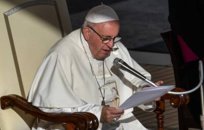 Папа римский назвал насилие в отношении женщин оскорблением Бога
