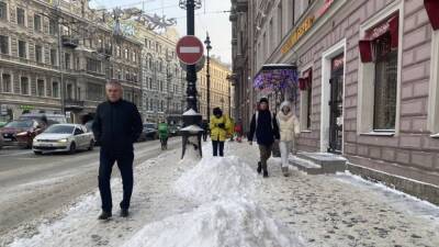 Петербуржцам рекомендовали быть осторожными из-за "желтого" уровня погодной опасности