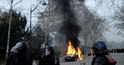 Новогодняя ночь во Франции: Хулиганы сожгли более 870 автомобилей (ВИДЕО)