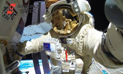 Российские космонавты смогут отметить Новый год 15 раз