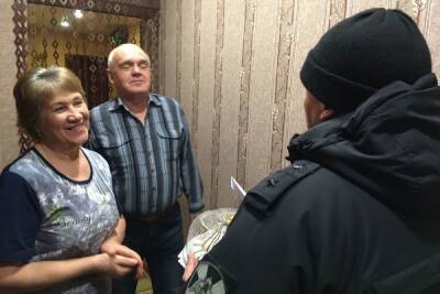 Сотрудники псковского ОМОН поздравили родственников погибших товарищей