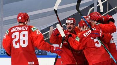 Хоккеисты молодежной сборной России доигрались до запрета на вылет из Канады в Германию