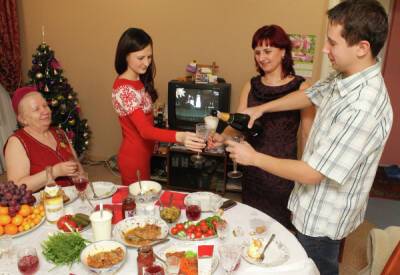Диетолог рассказала о полезных аналогах традиционных новогодних блюд