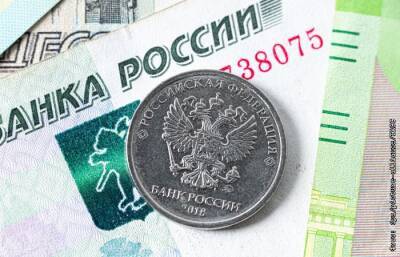Рубль умеренно укрепляется к доллару и евро, продолжая отыгрывать падение начала года