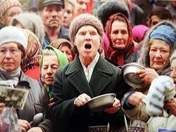 Российские пенсионеры возмущены размером проиндексированной на 5,9% пенсии за январь