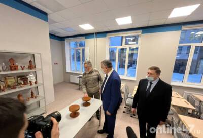 Губернатор Ленобласти осмотрел новый учебный корпус Сосновского центра образования