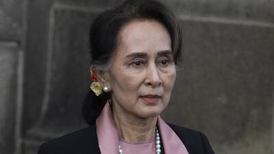 Аун Сан Су Чжи - Аун Сан Су Чжи приговорена к четырём годам заключения - ru.euronews.com - Бирма - Нейпьидо