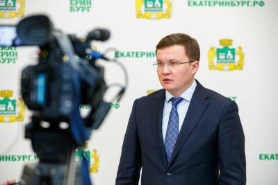 Глава нового района Екатеринбурга будет работать на стройплощадке, пока у него нет здания