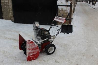 В Уфе, несмотря на сугробы и снежную кашу, простаивает более 100 единиц коммунальной техники