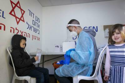 В Израиле больше 21 тысячи COVID-инфицированных за день