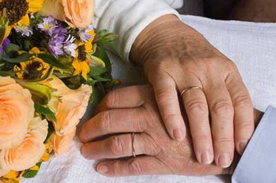 В Ленобласти увеличили выплаты семейным парам-долгожителям