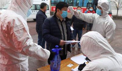 В портовом городе Тяньцзинь ввели локдаун после выявления двух случаев "Омикрона"