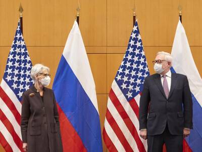 Представители США и РФ начали переговоры по Украине