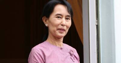 Аун Сан Су Чжи - В Мьянме свергнутого лидера страны Аун Сан Су Чжи приговорили еще к четырем годам заключения - rus.delfi.lv - Бирма - Латвия