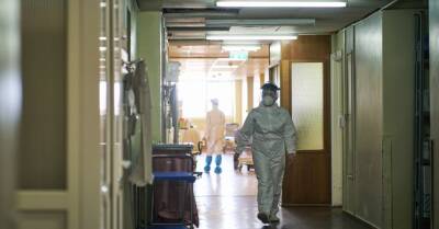 В Латвии выявлено 864 новых случая Covid-19, скончались три пациента с коронавирусом