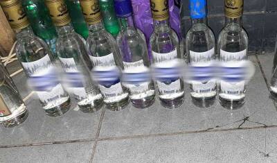 В Тюмени задержали подозреваемых в массовом отравлении суррогатным алкоголем